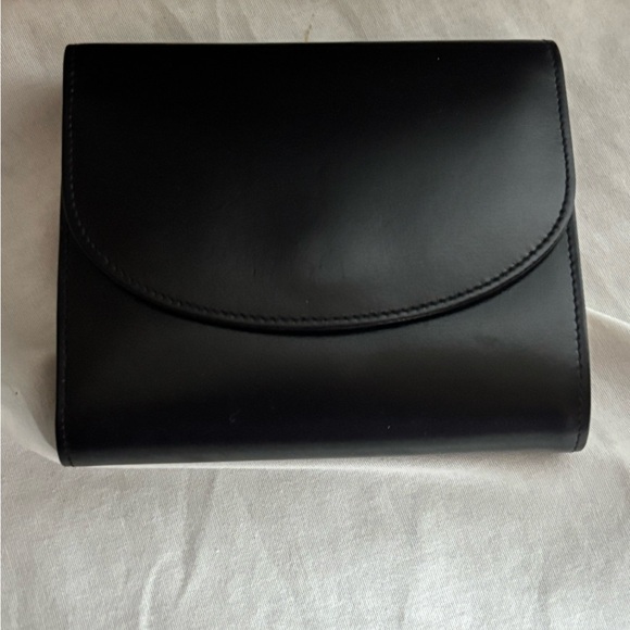 Gucci Red and Black Leather Wallet - Picture 2 of 16